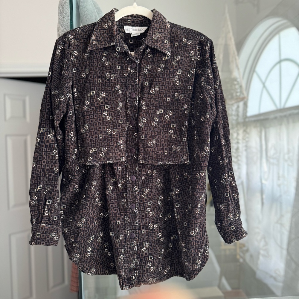Vintage Motherhood | long-sleeve maternity shirt ~ Size S